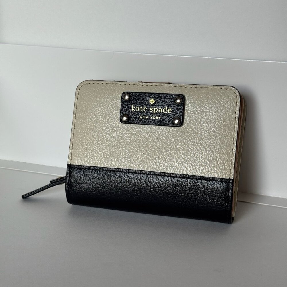 Kate Spade New York Colorblock Snap Wallet Cream Black